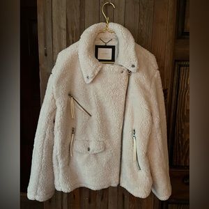 Lucky Brand Women's Teddy Cream Jacket- Size Large Excellent used condit…
